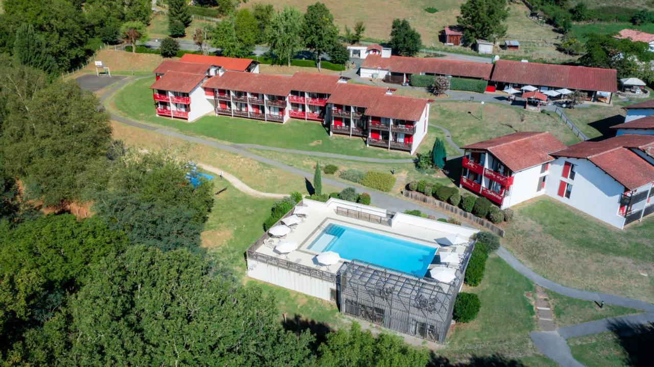 Vvf Pays Basque Saint-Etienne-De-Baigorry Hotel Екстериор снимка