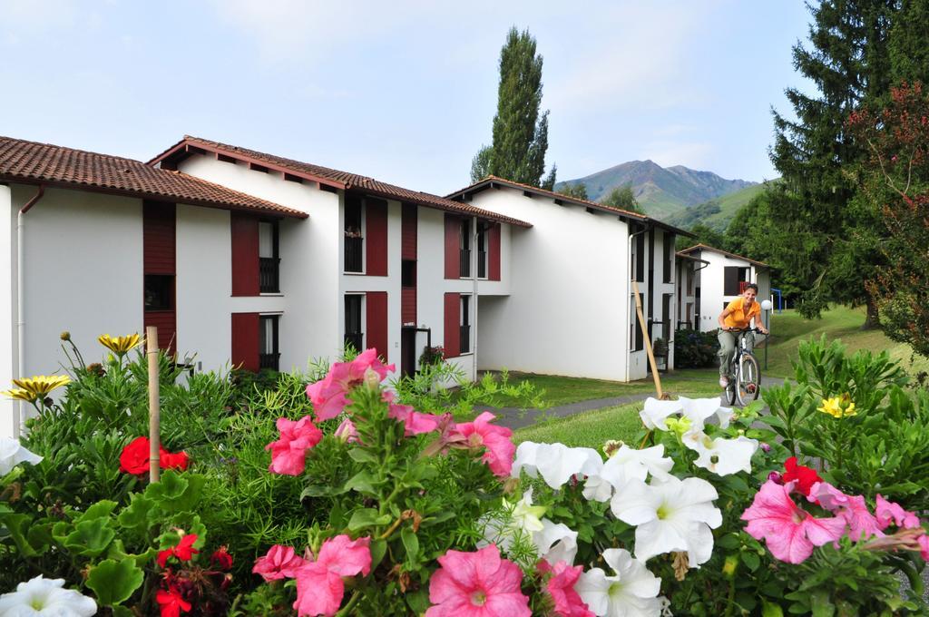Vvf Pays Basque Saint-Etienne-De-Baigorry Hotel Екстериор снимка